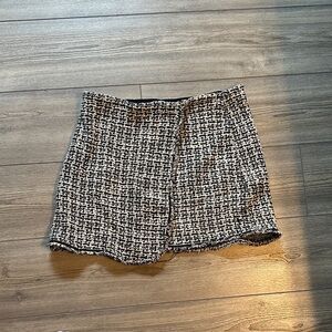 Max Studio Black and White Mini Skirt